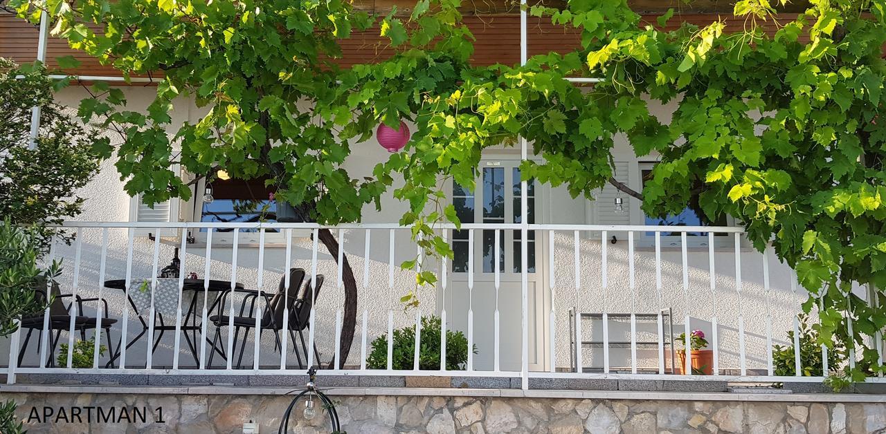 Apartments Olga & Jure Pisak Exterior photo